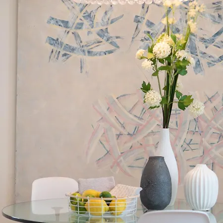 Rotachstrasse 20 In Wiedikon By Aas Service *