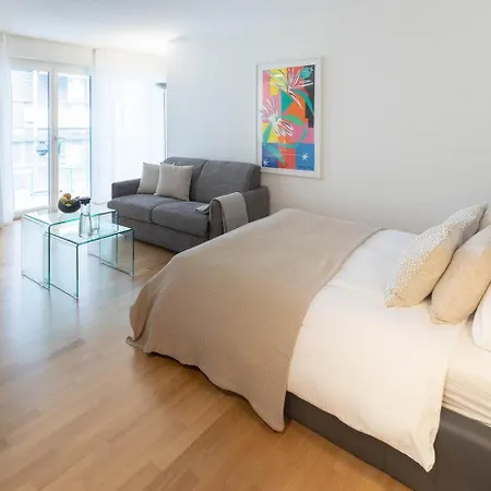 Rotachstrasse 20 In Wiedikon By Aas Service