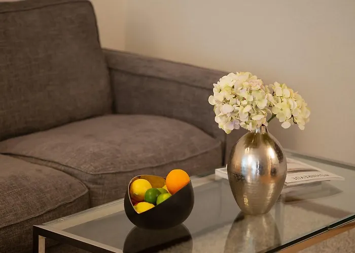 Rotachstrasse 20 In Wiedikon By Aas Service