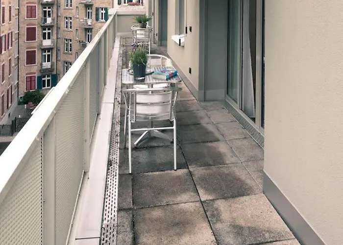 Rotachstrasse 20 In Wiedikon By Aas Service