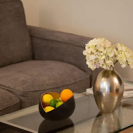 Rotachstrasse 20 In Wiedikon By Aas Service