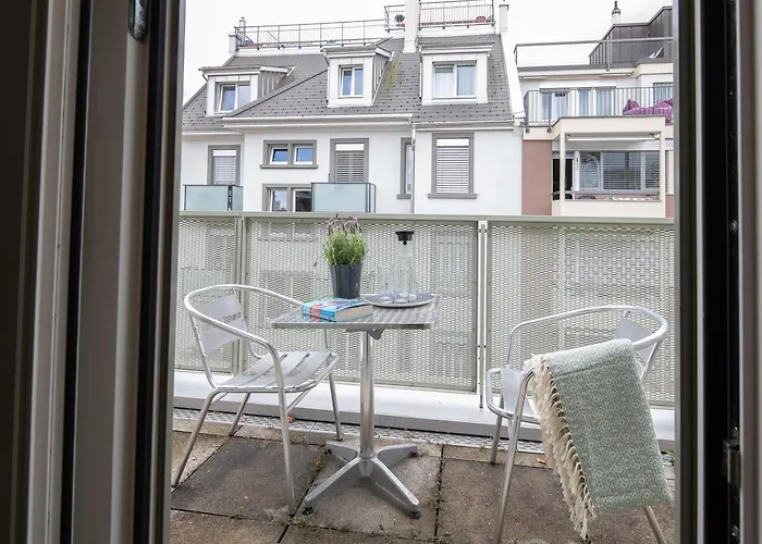 Rotachstrasse 20 In Wiedikon By Aas Service