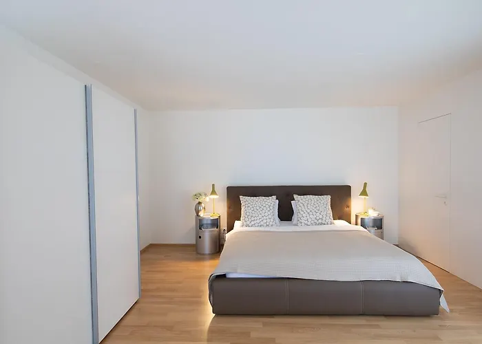 Rotachstrasse 20 In Wiedikon By Aas Service